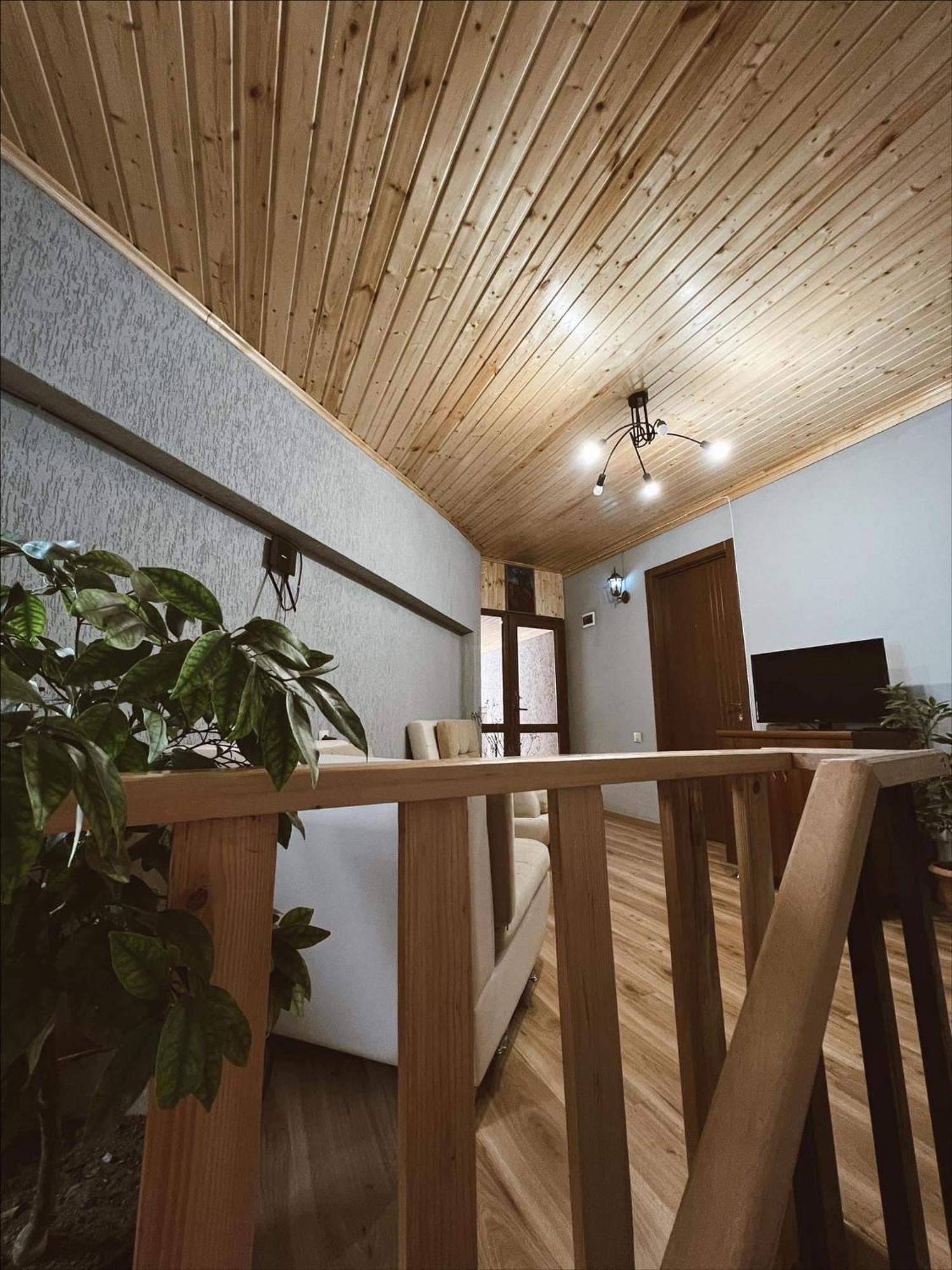 Guest House Nikala Mestia Exterior foto