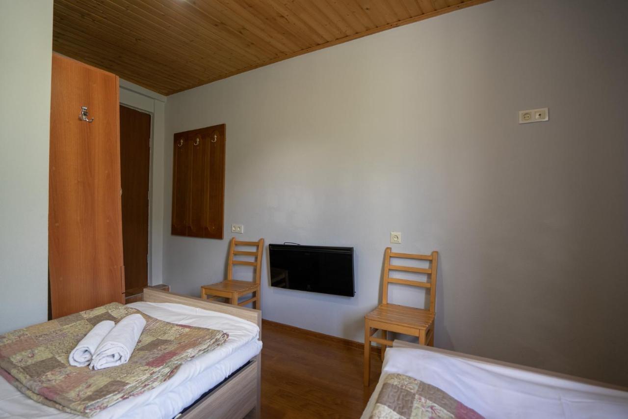 Guest House Nikala Mestia Exterior foto